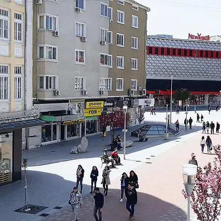 2-level Big Space Near Beach, Bars, Walking Street Lägenhet