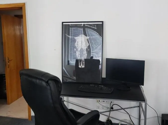 2-level Big Space Near Beach, Bars, Walking Street *